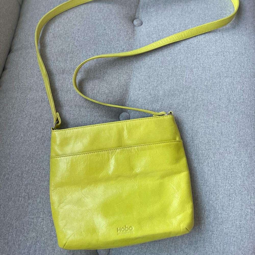 Leather hobo international yellow crossbody!